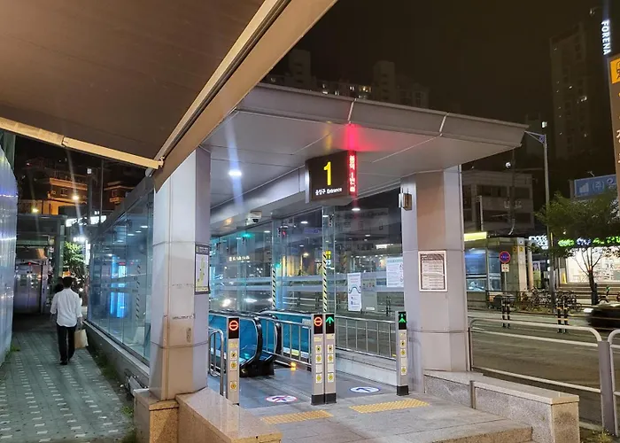 Gyeol #1 Min To Jeongneung Station# Airport Bus 5 Min