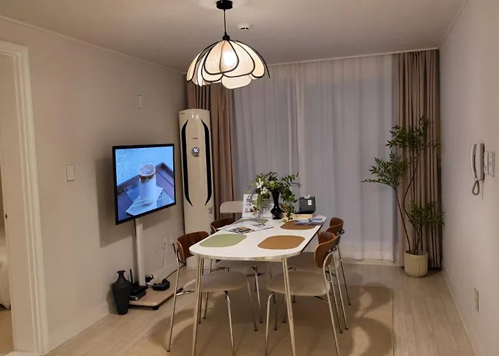 Villa Gyeol #1 Min To Jeongneung Station# Airport Bus 5 Min *